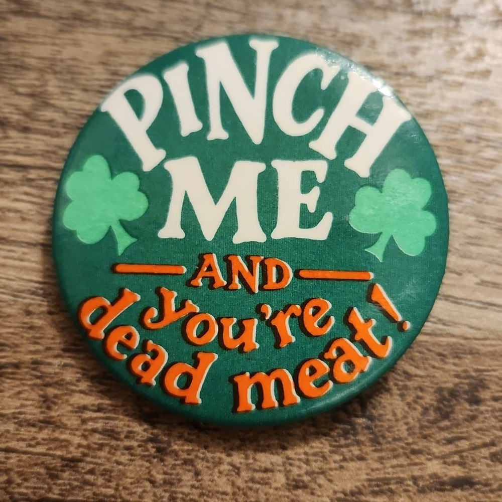 Hallmark Green and Orange Button - Picture 3 of 4